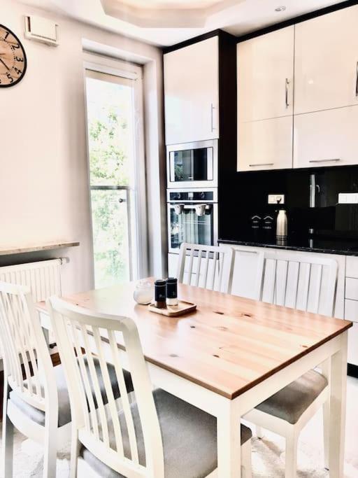 Nowoczesny Apartament Na Pradze Warsaw Luaran gambar