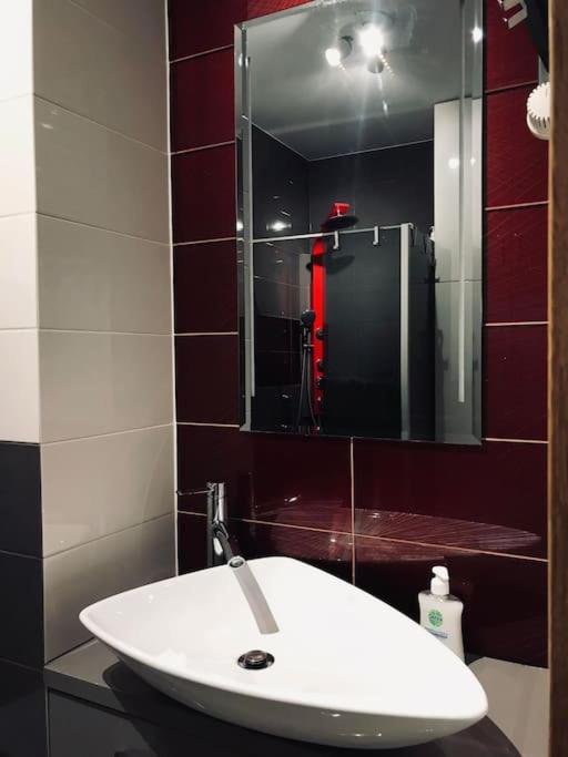 Nowoczesny Apartament Na Pradze Warsaw Luaran gambar